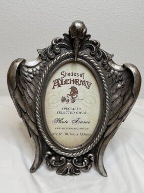 Alchemy England Shades of Alchemy Angel Wings Gothic Oval Photo Frame 4x6 Silver